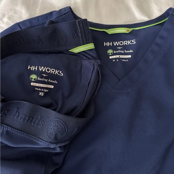 HH Works by Healing Hands Navy Scrub Set - Picture 2 of 2